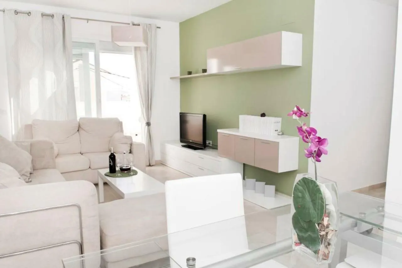 Apartment Rincon Penthouse Beach Pool Terrace 2Bed Torre de Benagalbon